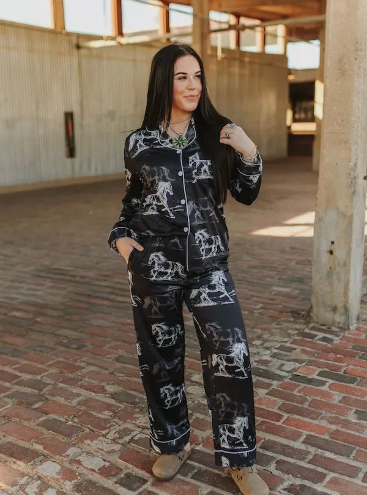 Black Ivory Western Lounge Set