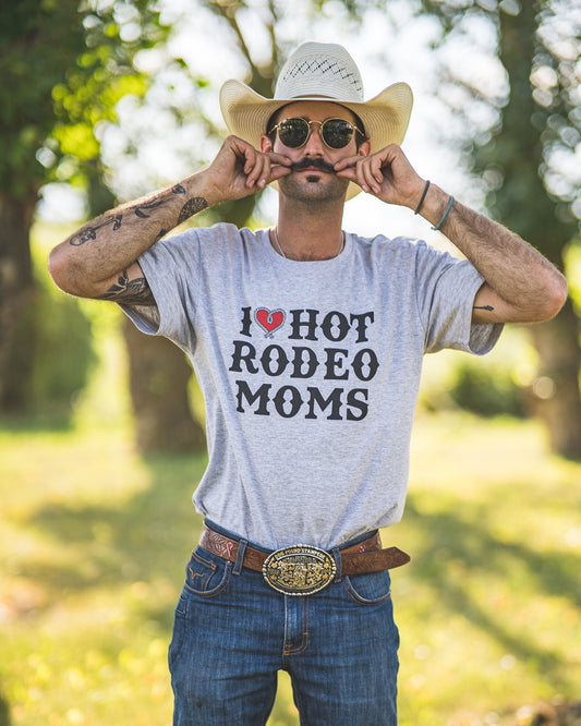 I ❤️ Hot Rodeo Moms